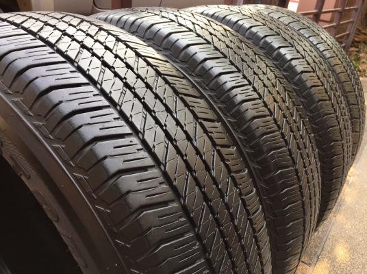 ยาง Bridgestone 265 65 17 ปี15 ดอกเต็ม ไม่มีปะ เนื้อนิ่มๆ ใช้ยาว ราคาไม่แพง ยาง Bridgestone 265 65 17 ปี15 ดอกเต็ม ไม่มีปะ เนื้อนิ่มๆ ใช้ยาว ราคาไม่แพง