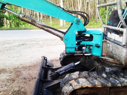 ขายยกคู่ รถแบ๊คโฮ KOBELCO SK045 กับ เทรลเลอร์ ISUZU 6 ล้อ 85 แรงม้า (ปรับลดจากราคา 535,000 บาท ครับ)