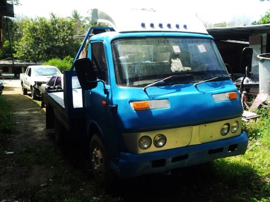 ขายยกคู่ รถแบ๊คโฮ KOBELCO SK045 กับ เทรลเลอร์ ISUZU 6 ล้อ 85 แรงม้า (ปรับลดจากราคา 535,000 บาท ครับ)