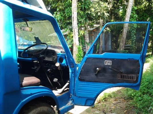 ขายยกคู่ รถแบ๊คโฮ KOBELCO SK045 กับ เทรลเลอร์ ISUZU 6 ล้อ 85 แรงม้า (ปรับลดจากราคา 535,000 บาท ครับ)