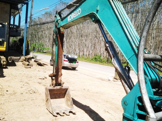 ขายยกคู่ รถแบ๊คโฮ KOBELCO SK045 กับ เทรลเลอร์ ISUZU 6 ล้อ 85 แรงม้า (ปรับลดจากราคา 535,000 บาท ครับ)