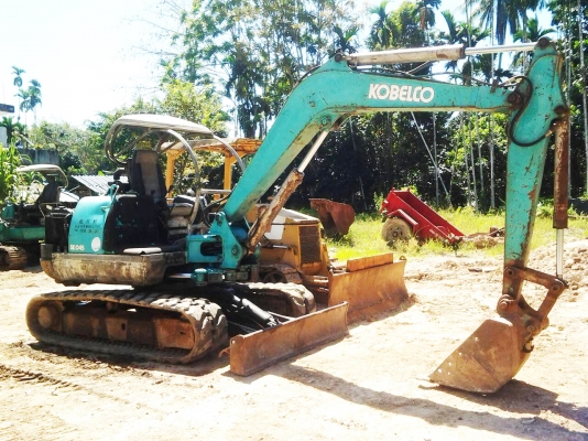 ขายยกคู่ รถแบ๊คโฮ KOBELCO SK045 กับ เทรลเลอร์ ISUZU 6 ล้อ 85 แรงม้า (ปรับลดจากราคา 535,000 บาท ครับ) ขายยกคู่ รถแบ๊คโฮ KOBELCO SK045 กับ เทรลเลอร์ ISUZU 6 ล้อ 85 แรงม้า (ปรับลดจากราคา 535,000 บาท ครับ)