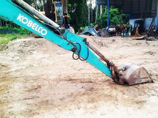 ขายยกคู่ รถแบ๊คโฮ KOBELCO SK045 กับ เทรลเลอร์ ISUZU 6 ล้อ 85 แรงม้า (ปรับลดจากราคา 535,000 บาท ครับ)