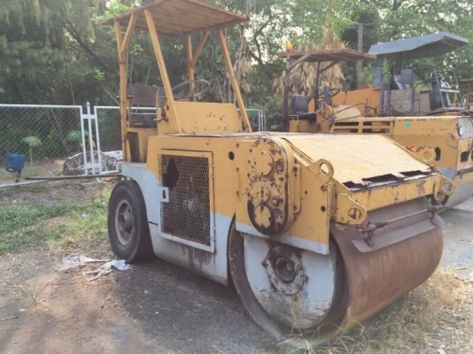 รถบดสั่นสะเทือน4.5ตัน ล้อยาง-เหล็ก วาตานาเบ้