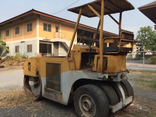 รถบดสั่นสะเทือน4.5ตัน ล้อยาง-เหล็ก วาตานาเบ้