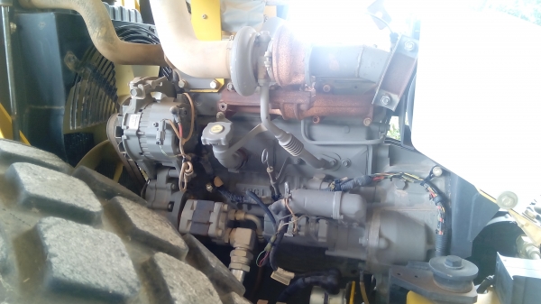 รถบด10ตัน SAKAI SV520-D เปลือกเรียบ,มีทะเบียน,รถสวยพร้อมใช้,สนใจซื้อโทร. 084-5649130