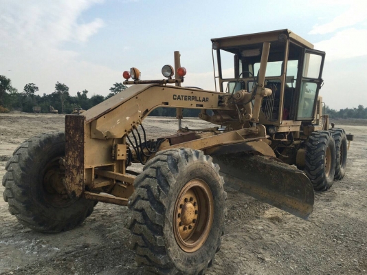 ขายรถเกรด 12G ไดเล็ก สภาพพร้อมไช้เอกสารทะเบียน ขายรถเกรด 12G ไดเล็ก สภาพพร้อมไช้เอกสารทะเบียน