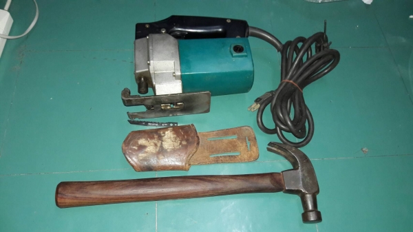 ขายเลื่อยจิ๊กซอMAKITA MADE IN JAPAN.รุ่นMแดงมือสอง