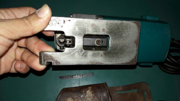 ขายเลื่อยจิ๊กซอMAKITA MADE IN JAPAN.รุ่นMแดงมือสอง