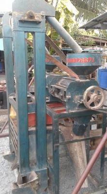 เครื่องสีข้าว  หิน 18 สองหิน