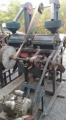 เครื่องสีข้าว  หิน 18 สองหิน