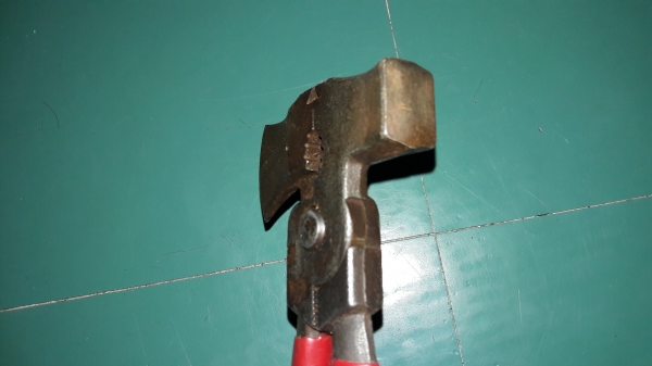 ขายคีมขวานค้อนงานเก่าเก็บขนาด10"