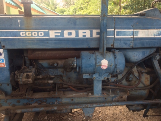 ขายรถไถสนใจติดต่อ คุณตี๋ 081-9830645