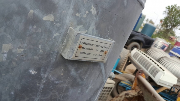 ถังแรงดัน ขนาด 500 ลิตรเหล็กซิ้งค์อย่างดีมีหลายใบ