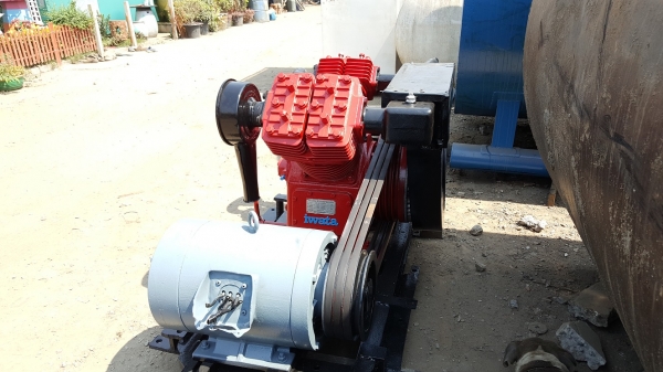 ขายปั้มลมแบบลูกสูบ ขนาด 30 แรงพร้อมมอเตอร์ ใช้งานได้เลย