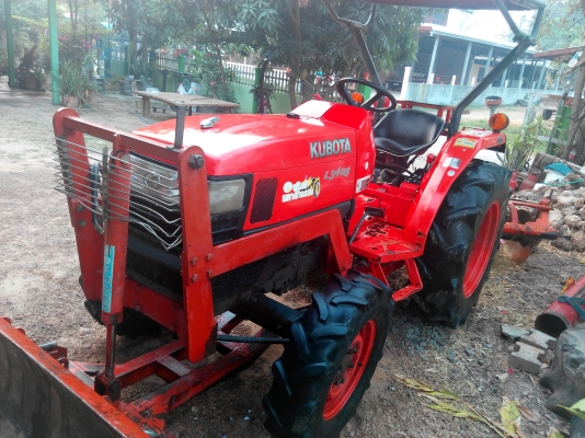 ขายคูโบต้า รุ่น L3408DT ปี 51 เครื่องดีเกียร์ดี เอกสารพร้อมโอนอุปกรณ์ 3 ชิ้น