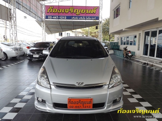TOYOTA WISH 2.0 Q VVT-I AT Sunroof ปี 2004 TOYOTA WISH 2.0 Q VVT-I AT Sunroof ปี 2004