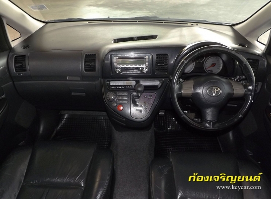 TOYOTA WISH 2.0 Q VVT-I AT Sunroof ปี 2004