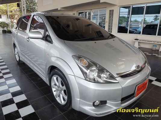 TOYOTA WISH 2.0 Q VVT-I AT Sunroof ปี 2004 TOYOTA WISH 2.0 Q VVT-I AT Sunroof ปี 2004