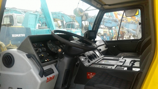 ALL TERRAIN CRANE TADANO GA1000N ALL TERRAIN CRANE TADANO GA1000N