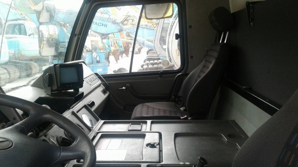 ALL TERRAIN CRANE TADANO GA1000N ALL TERRAIN CRANE TADANO GA1000N