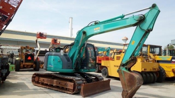 KOBELCO SK135SR รถเก่านอก100\% รถสวย ราคาไม่แพงครับ KOBELCO SK135SR รถเก่านอก100\% รถสวย ราคาไม่แพงครับ