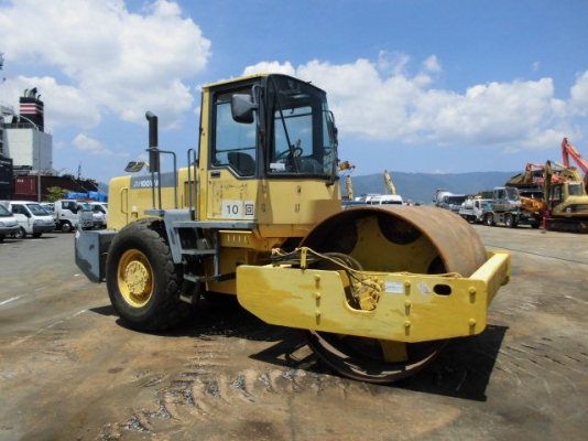 รถบด Komatsu รุ่น JV100WA-2 ปี 2003 สภาพสวยมาก ๆ นำเข้าจากญี่ปุ่น รถบด Komatsu รุ่น JV100WA-2 ปี 2003 สภาพสวยมาก ๆ นำเข้าจากญี่ปุ่น