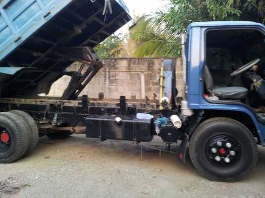 ขาย รถ6ล้อดั้ม isuzu NPR 115 ปี38 สวยๆ เจ้าของขายเอง