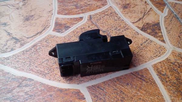 สวิทช์ กด กระจก Mitsubishi ด้านหลัง ข้างขวา