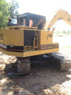 ขาย!! >>> CAT E70 <<< เบอร์ติดต่อ 098-7155789