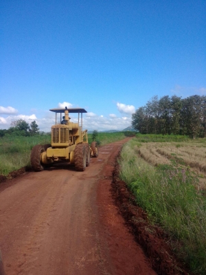 รถเกรด ยี่ห้อ galion118b ไม่มีเอกสาร รถพร้อมใช้งาน ประหยัดน้ำมันมาก เครื่องสี่สูบ