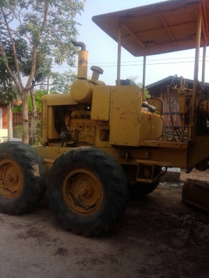 รถเกรด ยี่ห้อ galion118b ไม่มีเอกสาร รถพร้อมใช้งาน ประหยัดน้ำมันมาก เครื่องสี่สูบ