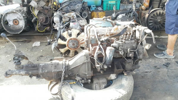 เครื่อง NISSAN SD22 พร้อมเกียร์ เก่านอก