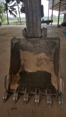 CAT 320B รถสวยสภาพพร้อมใช้งาน เครื่องปั้มดี โซ่ช่วงล่างเต็ม เฟรมสวย แอร์เย็น บูมอามสวย ไฟฟ้าครบ