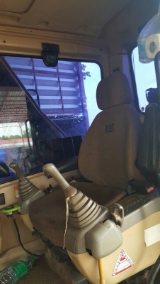 CAT 320B รถสวยสภาพพร้อมใช้งาน เครื่องปั้มดี โซ่ช่วงล่างเต็ม เฟรมสวย แอร์เย็น บูมอามสวย ไฟฟ้าครบ