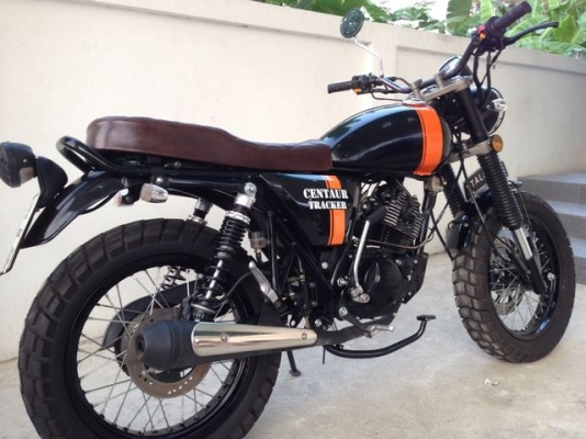 Stallions Centaur Tracker ปี 2016 สีดำ สวย เครื่องดีมาก วิ่งน้อย สภาพป้ายแดง Stallions Centaur Tracker ปี 2016 สีดำ สวย เครื่องดีมาก วิ่งน้อย สภาพป้ายแดง