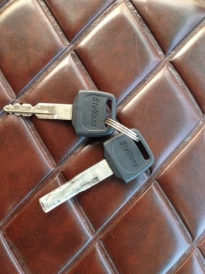 Stallions Centaur Tracker ปี 2016 สีดำ สวย เครื่องดีมาก วิ่งน้อย สภาพป้ายแดง Stallions Centaur Tracker ปี 2016 สีดำ สวย เครื่องดีมาก วิ่งน้อย สภาพป้ายแดง