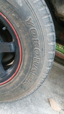 ขายล้อ 5/139 รูจิ๊ป ใส่คาริเบี้ยน วีทาล่า ได้  ขอบ15 กว้าง7.5  พร้อมยางโยโก 215/80/15  สภาพดีครับ