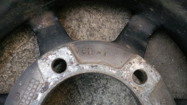 ขายล้อ 5/139 รูจิ๊ป ใส่คาริเบี้ยน วีทาล่า ได้  ขอบ15 กว้าง7.5  พร้อมยางโยโก 215/80/15  สภาพดีครับ