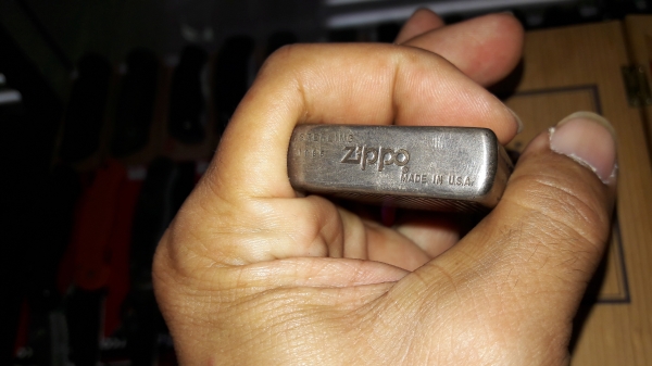 ขายไฟเช็ค ZIPPO MADE IN USA.ใหม่เก่าเก็บทำจากเงินแท้ยังไม่ได้ขัดเงา