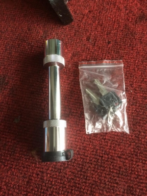 ขายอุปกรณ์ชุดลาก เป็นของใหม่ทั้งหมดนะครับ ราคาอยู่ในรูปครับ ดูของพระราม2 และนครสวรรค์ ตจว ส่งได้ครับ 083 5996979 Id champ_rama2