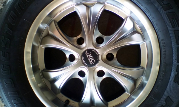 แม็ก MIC ขอบ17 6รู139 พร้อมยาง