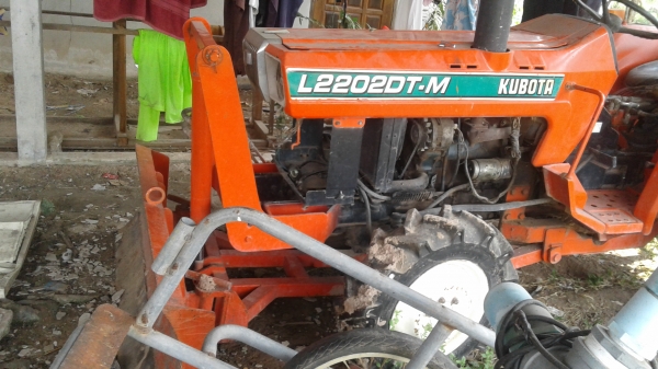 ขายตามสภาพรถไถ22โฟวินขับมาจอดสตาดเครื่องไม่ติดด่วนครับ ขายตามสภาพรถไถ22โฟวินขับมาจอดสตาดเครื่องไม่ติดด่วนครับ