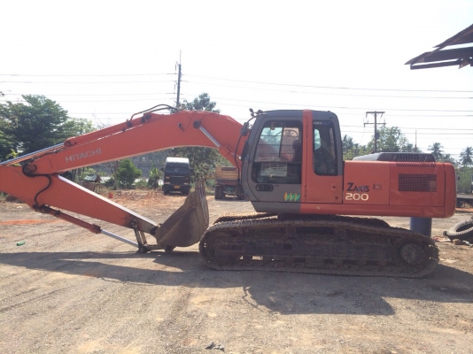 ขายด่วน HITACHI ZX200 สภาพพร้อมใช้งาน โทร 091-2737963 มอส ขายด่วน HITACHI ZX200 สภาพพร้อมใช้งาน โทร 091-2737963 มอส