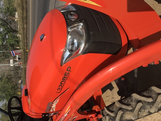 รถไถ L3208SP. ปี58. สีเดิม100\% สภาพเหมือนใหม่ รถไถ L3208SP. ปี58. สีเดิม100\% สภาพเหมือนใหม่