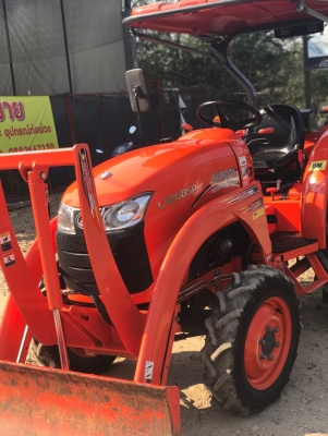 รถไถ L3208SP. ปี58. สีเดิม100\% สภาพเหมือนใหม่ รถไถ L3208SP. ปี58. สีเดิม100\% สภาพเหมือนใหม่