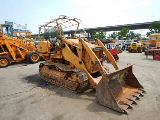 ขายรถแทรคเตอร์ KOMATSU D30S-15 ราคา 220000