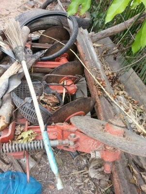 ขาย KRT 140 พลัส สภาพสวยเดิม เอาไปใช้งานได้เลย ไม่ต้องซ่อม อุปกรณ์ มีใบดัน+ผานพรวน 4+คราด เอกสารเล่มทะเบียน เครื่องเกียร์ดี ปั้มแรง ยางดี รถใช้งาน 1,5xx ช.ม ราคา 84,000 ครับ 091-0206555 อยู่สุรินทร์ครับ ขาย KRT 140 พลัส สภาพสวยเดิม เอาไปใช้งานได้เลย ไม่ต้องซ่อม อุปกรณ์ มีใบดัน+ผานพรวน 4+คราด เอกสารเล่มทะเบียน เครื่องเกียร์ดี ปั้มแรง ยางดี รถใช้งาน 1,5xx ช.ม ราคา 84,000 ครับ 091-0206555 อยู่สุรินทร์ครับ