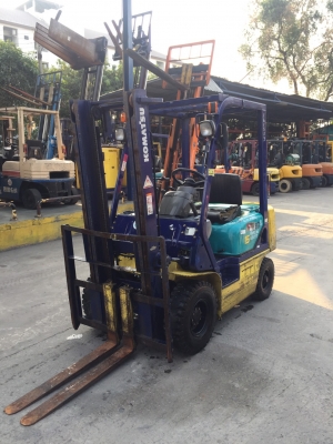 KOMATSU FD15-16 รถยกขนาด1.5ตัน เครื่องดีเซล เกียร์ธรรมดา สนใจติดต่อ 083-062-0223(ปอน) KOMATSU FD15-16 รถยกขนาด1.5ตัน เครื่องดีเซล เกียร์ธรรมดา สนใจติดต่อ 083-062-0223(ปอน)