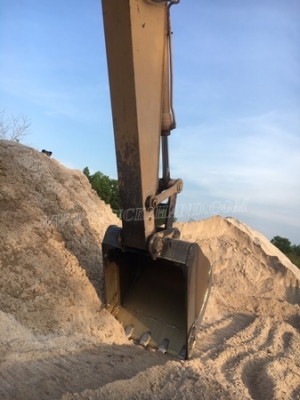 รถแมคโค CAT 320 พร้อมใช้งาน